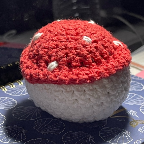 Kawaii Mushroom Desk Buddy plushie - Picture 2 of 5